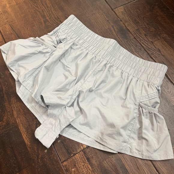 FP Movement by Free People Pants - FP Movement Get Your Flirt On Light Gray Shorts Size M